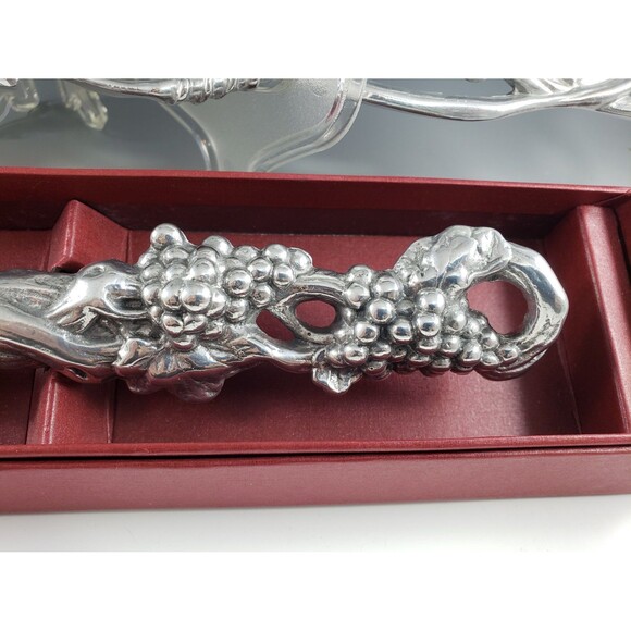 Arthur Court 12" Bread Knife Box Grapes Pattern Grapevine Leaves Handle VTG NOS - Picture 3 of 10